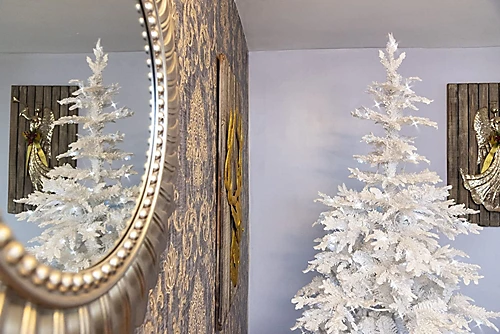 7FT Prelit Bavarian Pine Snow White Christmas Tree White LEDs 4 7FT Prelit Bavarian Pine Snow White Christmas Tree White LEDs - Image 4