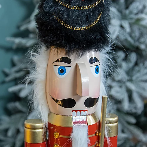 The Christmas Workshop 71059 106cm Tall Wooden Nutcracker Soldier 3 The Christmas Workshop 71059 106cm Tall Wooden Nutcracker Soldier - Image 3